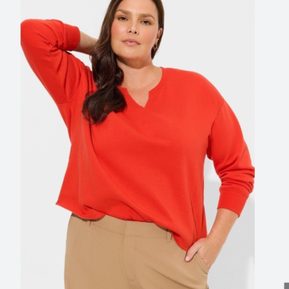 TORRID Relaxed Fit Cozy Fleece Notch Neck Sweatshirt Size 4X - Picture 1 of 10